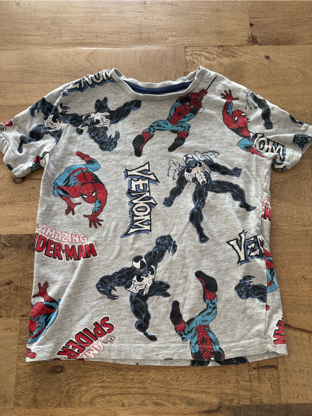 Marvel Spider-Man & Venom Grey Kids Graphic Tee sz 6